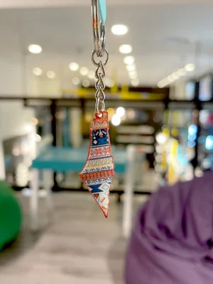 ميدالية - خريطة فلسطين تطريز